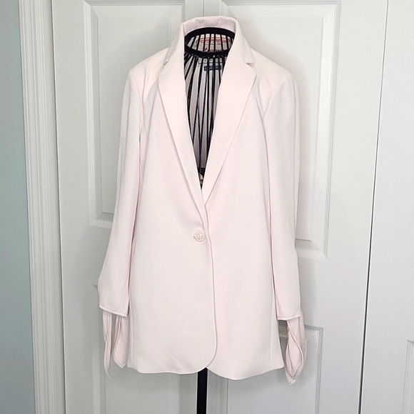 ANTHROPOLOGIE Cartonnier  Pale Pink Blazer with Tie Cuffs Size 2 NWT - Picture 2 of 9